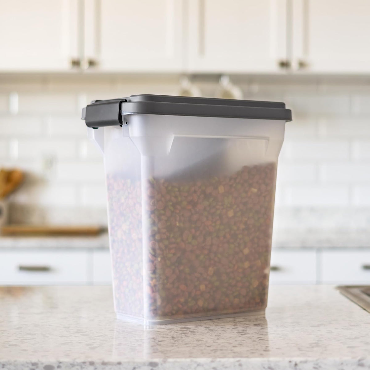 IRIS USA Dog Food Storage Container, Up to 13 lbs, Dark Gray, Made in USA | Includes 2-Cup Scoop, Airtight Seal, BPA-Free, Bird Seed, Cat food, Treats, Keeps Kibble Fresh, Pellets