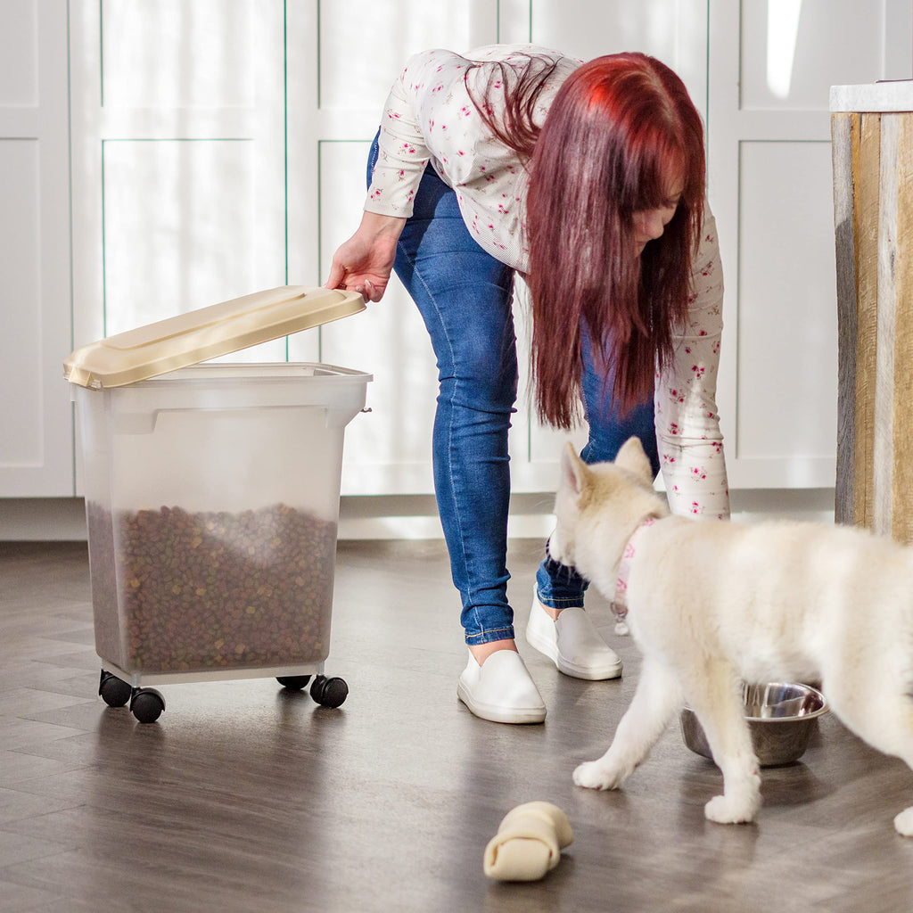 IRIS USA Dog Food Storage Container, Up to 13 lbs, Dark Gray, Made in USA | Includes 2-Cup Scoop, Airtight Seal, BPA-Free, Bird Seed, Cat food, Treats, Keeps Kibble Fresh, Pellets
